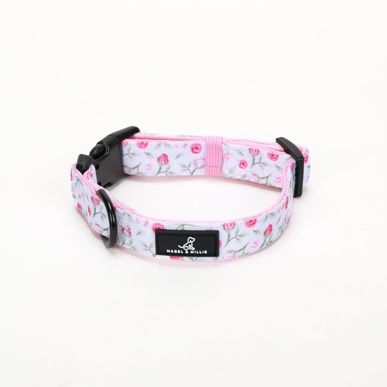 Flora dog collar in white with soft pink pastel roses 